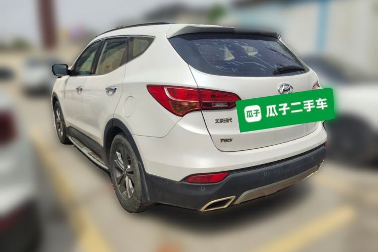 Used Hyundai Santa Fe 2015 2.0T Automatic Two-Wheel Drive Smart Version 5 Seats Rear Left 45 Deg