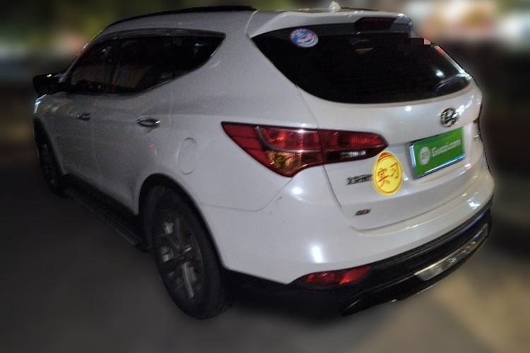 Used Hyundai Santa Fe 2015 2.4L Automatic Two-Wheel Drive Smart Version 5 Seats Rear Left 45 Deg