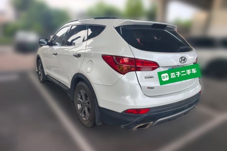 Used Hyundai Santa Fe 2015 2.0T Automatic Two-Wheel Drive Smart Version 5 Seats Rear Left 45 Deg