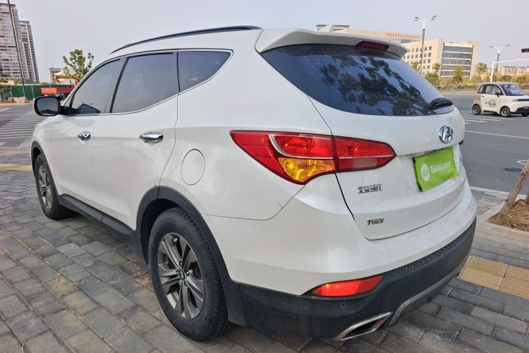 Used Hyundai Santa Fe 2015 2.0T Automatic Two-Wheel Drive Smart Version 5 Seats Rear Left 45 Deg