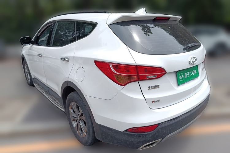 Used Hyundai Santa Fe 2015 2.0T Automatic All-Wheel Drive Smart Version 5 Seats Rear Left 45 Deg