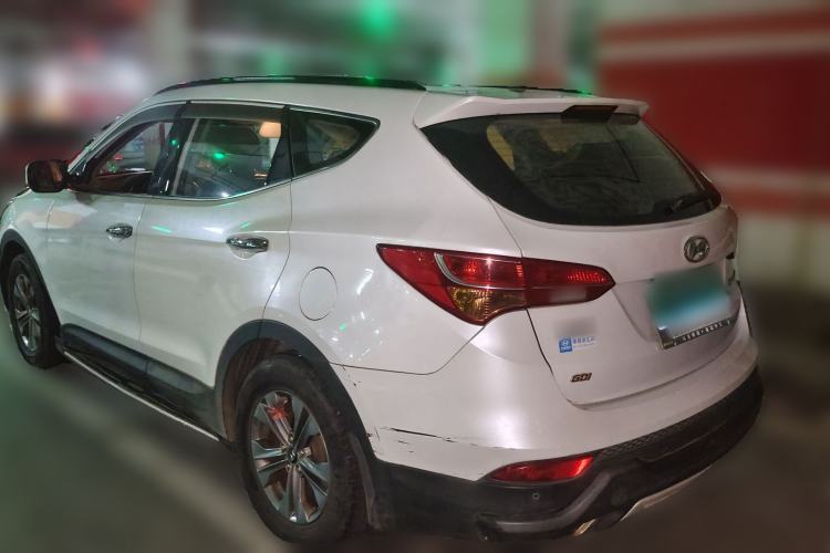 Used Hyundai Santa Fe 2015 2.4L Automatic Two-Wheel Drive Smart Version 5 Seats Rear Left 45 Deg
