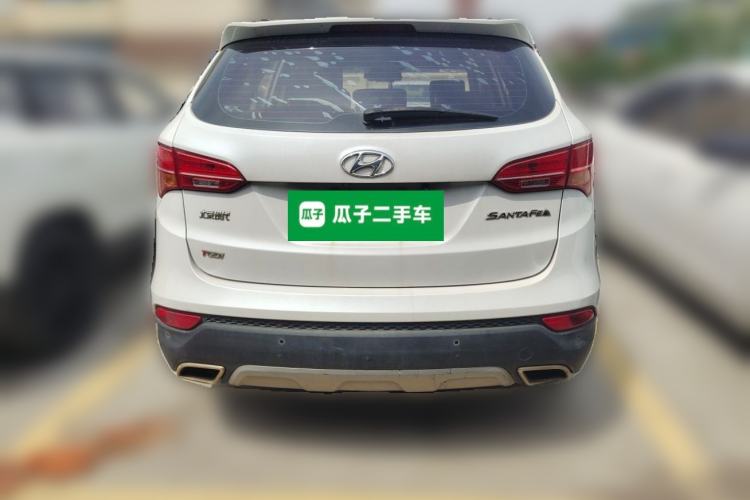 Used Hyundai Santa Fe 2015 2.0T Automatic Two-Wheel Drive Smart Version 5 Seats Rear