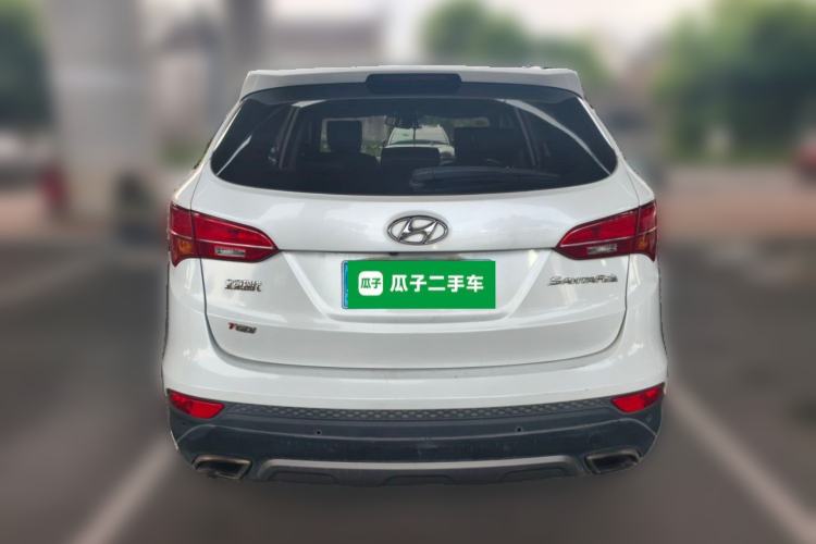 Used Hyundai Santa Fe 2015 2.0T Automatic Two-Wheel Drive Smart Version 5 Seats Rear