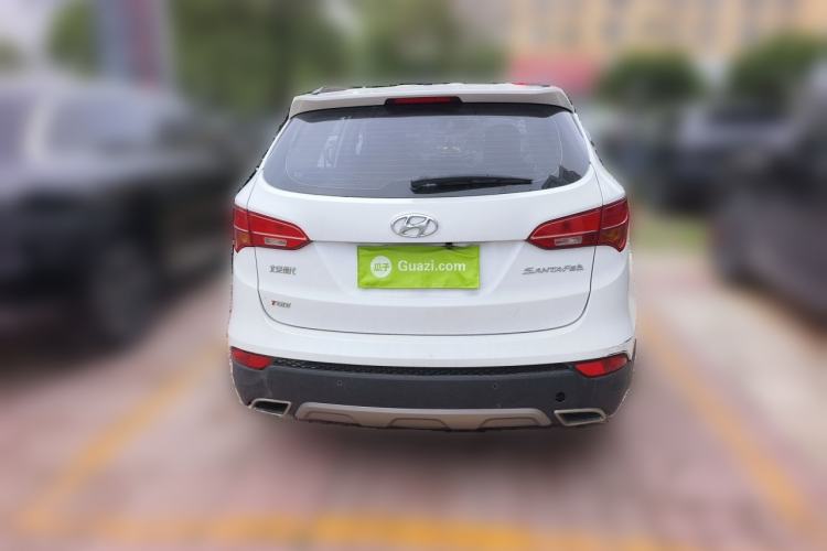 Used Hyundai Santa Fe 2015 2.0T Automatic Two-Wheel Drive Comfort Version 5 Seats Rear