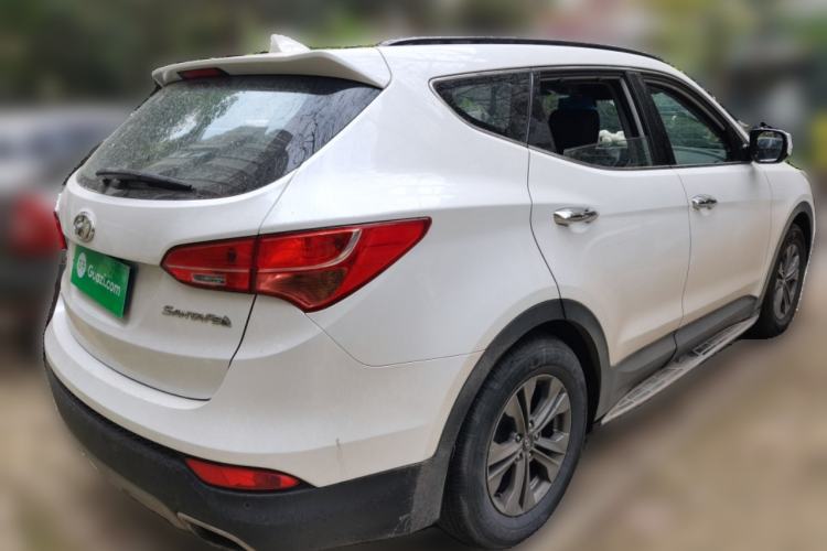 Used Hyundai Santa Fe 2015 2.0T Automatic Two-Wheel Drive Smart Version 5 Seats Rear Right 45 Deg