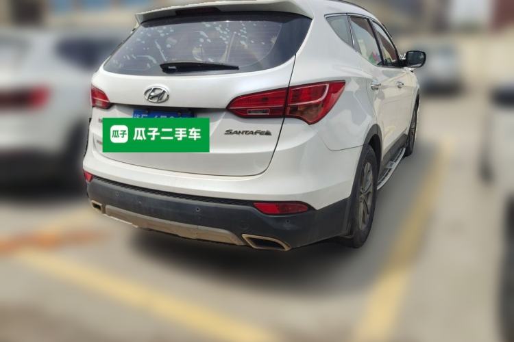 Used Hyundai Santa Fe 2015 2.0T Automatic Two-Wheel Drive Smart Version 5 Seats Rear Right 45 Deg