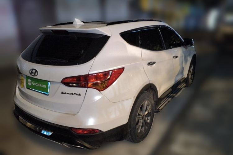 Used Hyundai Santa Fe 2015 2.4L Automatic Two-Wheel Drive Smart Version 5 Seats Rear Right 45 Deg