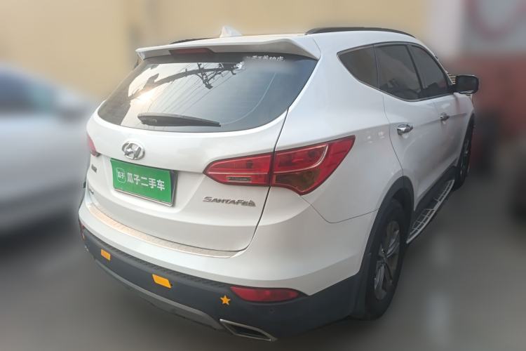 Used Hyundai Santa Fe 2015 2.0T Automatic Two-Wheel Drive Smart Version 5 Seats Rear Right 45 Deg