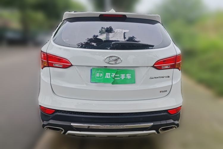 Used Hyundai Santa Fe 2015 2.0T Automatic Two-Wheel Drive Smart Version 5 Seats Rear