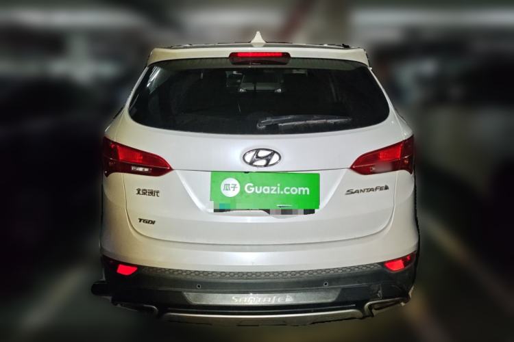 Used Hyundai Santa Fe 2015 2.0T Automatic Two-Wheel Drive Smart Version 5 Seats Rear