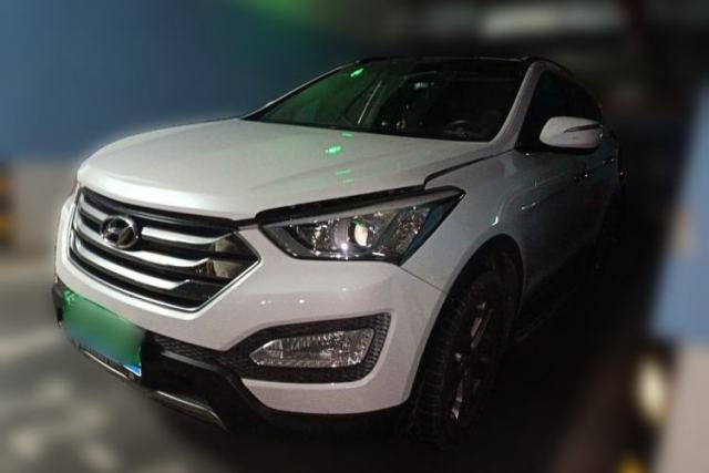 Used Hyundai Santa Fe 2015 2.0T Automatic All-Wheel Drive Smart Version 5 Seats