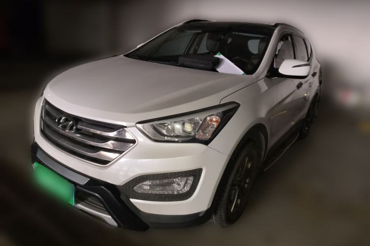 Used Hyundai Santa Fe 2015 2.0T Automatic Two-Wheel Drive Smart Version 5 Seats Guazi used car, China used car export, Used car for sale, Used  cars, Cheapest cars for sale