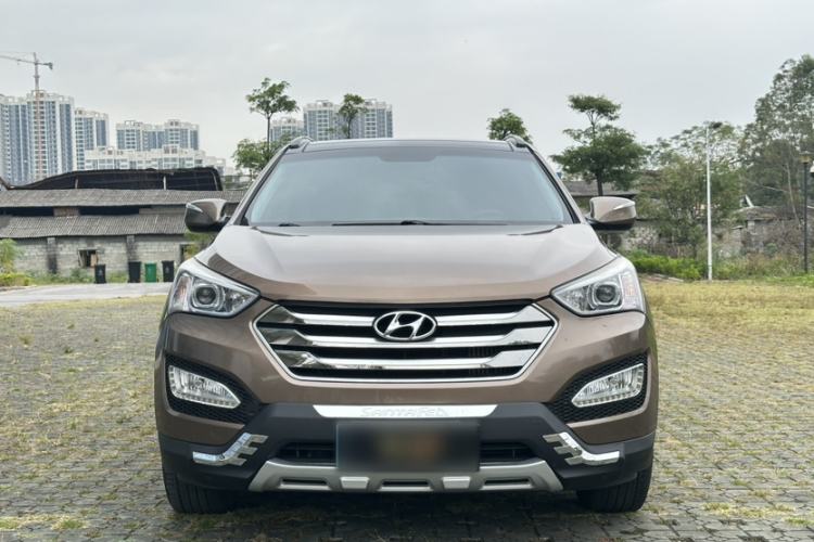 Used Hyundai Santa Fe 2015 2.0T Automatic Two-Wheel Drive Smart Version 5 Seats Exterior 1