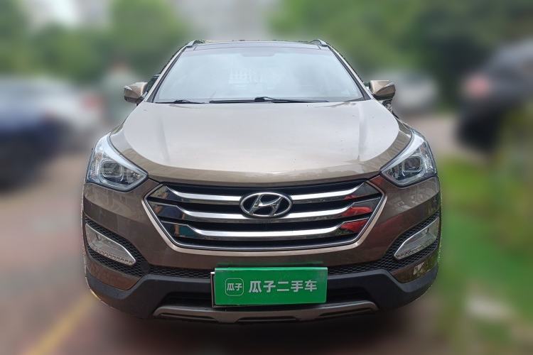 Used Hyundai Santa Fe 2015 2.0T Automatic Two-Wheel Drive Smart Version 5 Seats Front