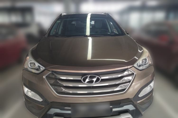 Used Hyundai Santa Fe 2015 2.0T Automatic 4x4 Smart 7-Seater Front