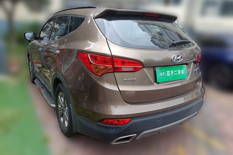 Used Hyundai Santa Fe 2015 2.0T Automatic Two-Wheel Drive Smart Version 5 Seats Rear Left 45 Deg