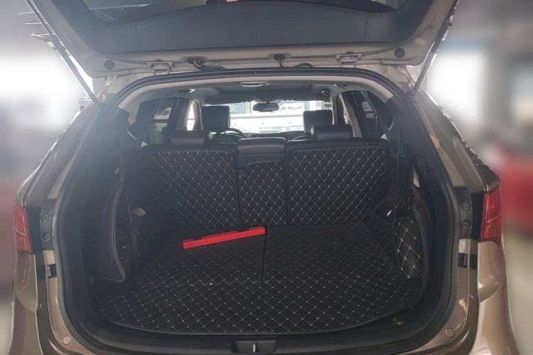 Used Hyundai Santa Fe 2015 2.0T Automatic 4x4 Smart 7-Seater Trunk