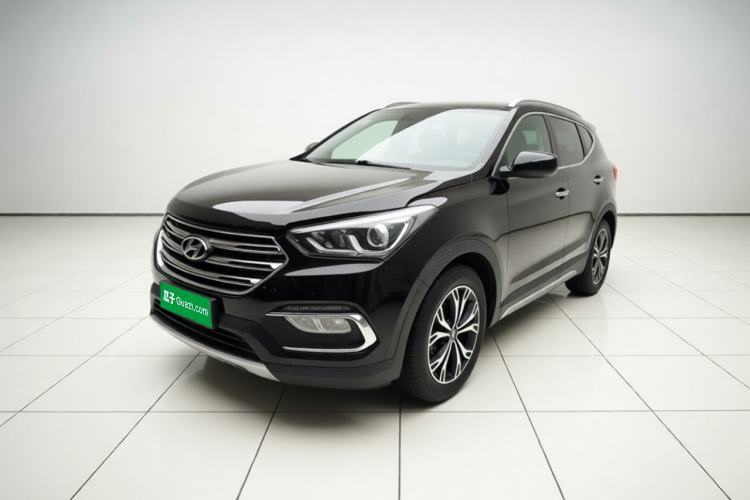 Hyundai Santa Fe 2017 2.0T Automatic Two-Wheel Drive Smart Version 7 Seats مستعملة Guazi used car, China used car export, Used car for sale, Used  cars, Cheapest cars for sale