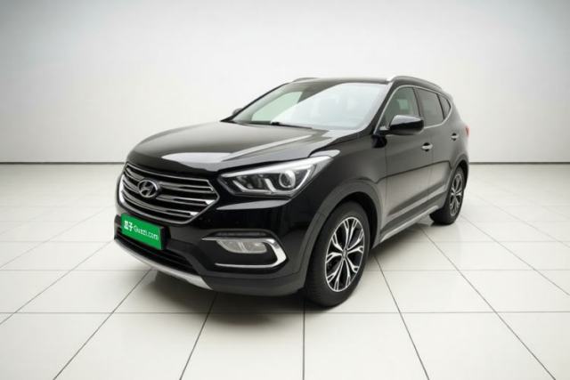 Hyundai Santa Fe 2017 2.0T Automatic Two-Wheel Drive Smart Version 7 Seats usata
