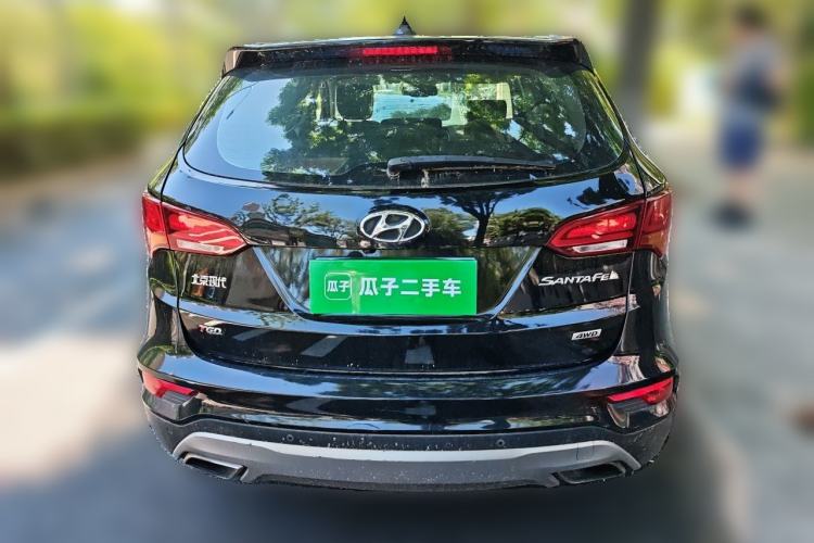 Used Hyundai Santa Fe 2017 2.0T Automatic All-Wheel Drive Smart 7-Seater Rear