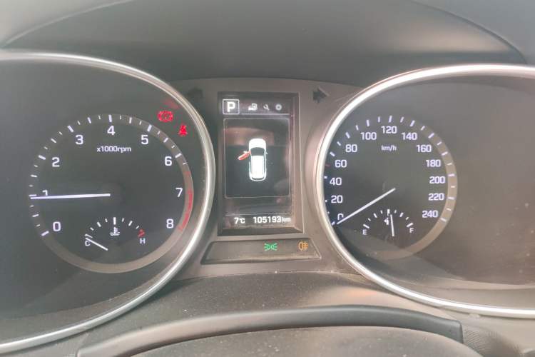 Used Hyundai Santa Fe 2017 2.0T Automatic All-Wheel Drive Smart 7-Seater Instrument Cluster