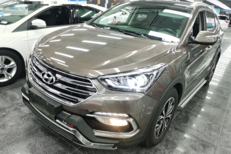 Ojetý Hyundai Santa Fe 2017 2.0T Automatic Two-Wheel Drive Smart Version 7 Seats Guazi used car, China used car export, Used car for sale, Used  cars, Cheapest cars for sale