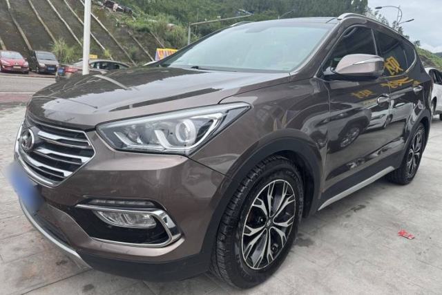 Used Hyundai Santa Fe 2017 2.0T Automatic All-Wheel Drive Smart 7-Seater