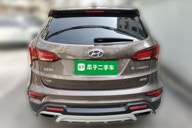 Used Hyundai Santa Fe 2017 2.0T Automatic All-Wheel Drive Smart 7-Seater Rear