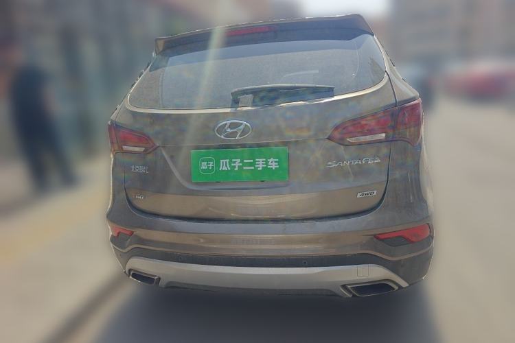 Used Hyundai Santa Fe 2017 2.0T Automatic All-Wheel Drive Smart 7-Seater Rear