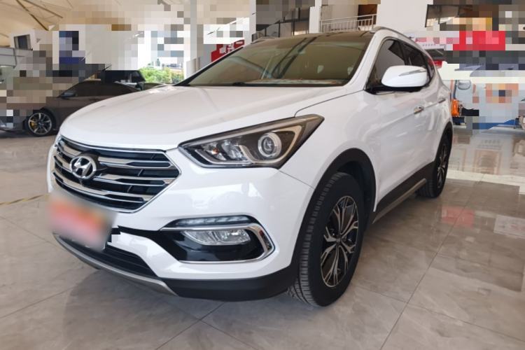 Used Hyundai Santa Fe 2017 2.0T Automatic All-Wheel Drive Smart 7-Seater Guazi used car, China used car export, Used car for sale, Used  cars, Cheapest cars for sale
