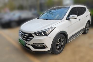 Used Hyundai Santa Fe 2017 2.0T Automatic All-Wheel Drive Smart 7-Seater