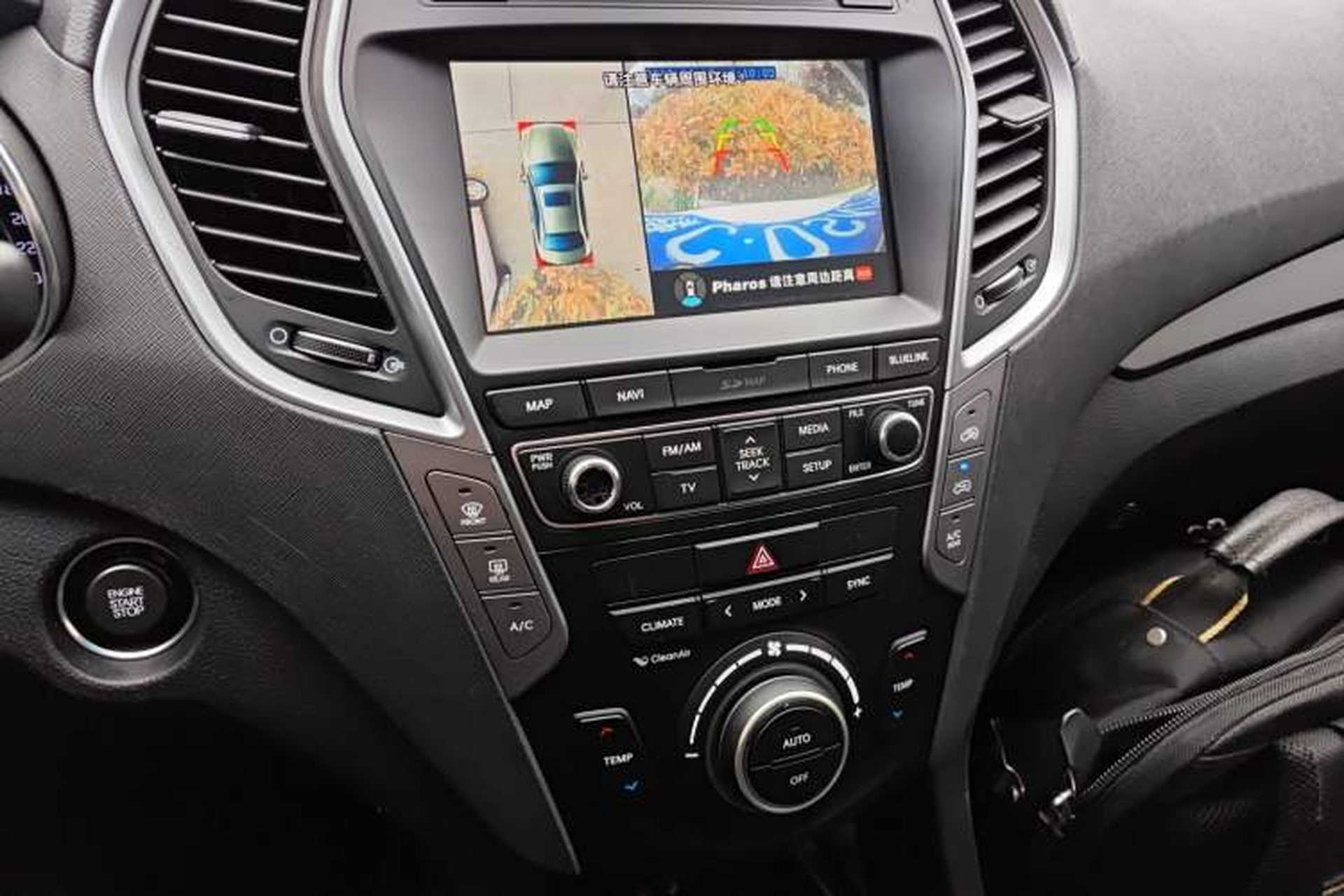Used Hyundai Santa Fe 2017 2.0T Automatic All-Wheel Drive Smart 7-Seater Audio And AC Panel