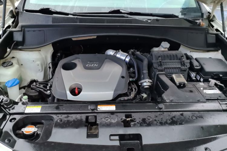 Used Hyundai Santa Fe 2017 2.0T Automatic All-Wheel Drive Smart 7-Seater Engine Bay
