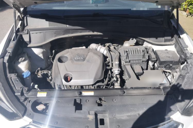 Used Hyundai Santa Fe 2017 2.0T Automatic All-Wheel Drive Smart 7-Seater Engine Bay