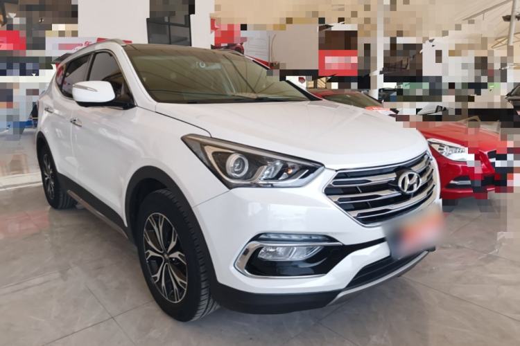 Used Hyundai Santa Fe 2017 2.0T Automatic All-Wheel Drive Smart 7-Seater Exterior 1