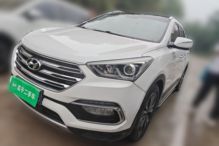 Hyundai Santa Fe 2017 2.0T Automatic All-Wheel Drive Smart 7-Seater de segunda mano Guazi used car, China used car export, Used car for sale, Used  cars, Cheapest cars for sale