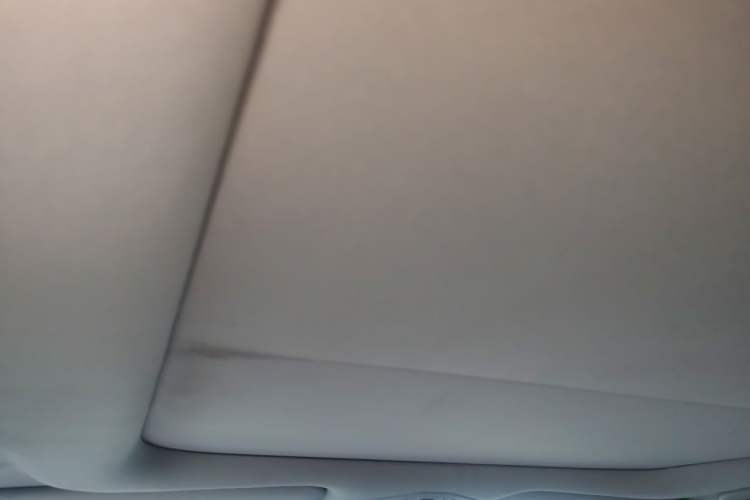 Used Hyundai Santa Fe 2017 2.0T Automatic Two-Wheel Drive Smart Version 7 Seats Headliner