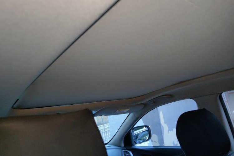Used Hyundai Santa Fe 2017 2.0T Automatic All-Wheel Drive Smart 7-Seater Headliner