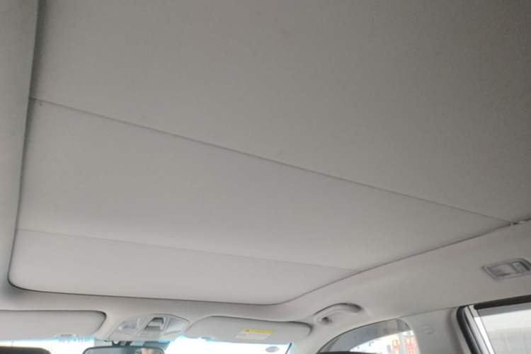 Used Hyundai Santa Fe 2017 2.0T Automatic All-Wheel Drive Smart 7-Seater Headliner