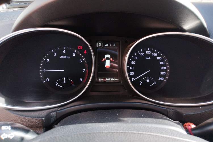 Used Hyundai Santa Fe 2017 2.0T Automatic All-Wheel Drive Smart 7-Seater Instrument Cluster