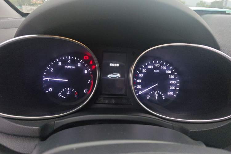 Used Hyundai Santa Fe 2017 2.4L Automatic Two-Wheel Drive Smart Version 5 Seats Instrument Cluster