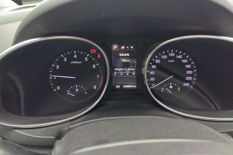 Used Hyundai Santa Fe 2017 2.0T Automatic All-Wheel Drive Smart 7-Seater Instrument Cluster