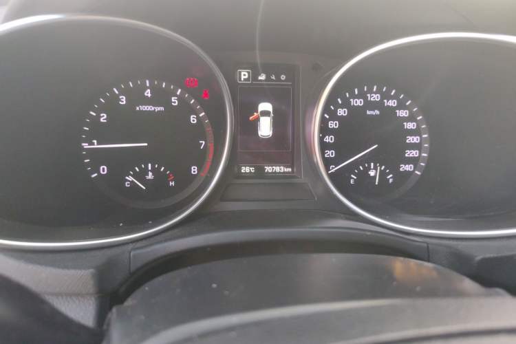 Used Hyundai Santa Fe 2017 2.0T Automatic Two-Wheel Drive Smart Version 7 Seats Instrument Cluster