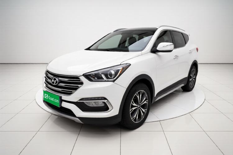 Ojetý Hyundai Santa Fe 2017 2.0T Automatic Two-Wheel Drive Smart Version 7 Seats Guazi used car, China used car export, Used car for sale, Used  cars, Cheapest cars for sale