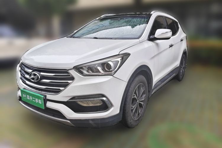 Used Hyundai Santa Fe 2017 2.4L Automatic Two-Wheel Drive Smart Version 5 Seats Guazi used car, China used car export, Used car for sale, Used  cars, Cheapest cars for sale