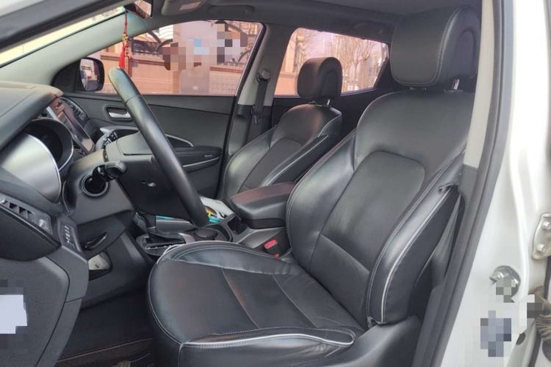 Used Hyundai Santa Fe 2017 2.0T Automatic Two-Wheel Drive Smart Version 7 Seats Left Front Seat