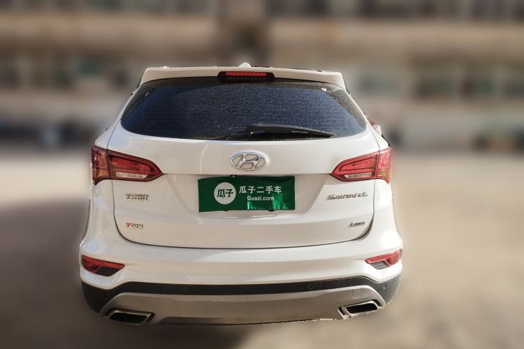 Used Hyundai Santa Fe 2017 2.0T Automatic All-Wheel Drive Smart 7-Seater Rear
