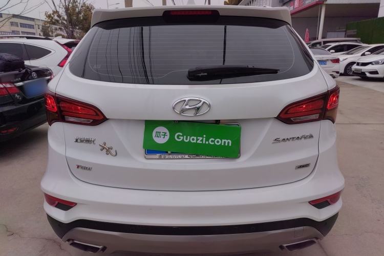 Used Hyundai Santa Fe 2017 2.0T Automatic All-Wheel Drive Smart 7-Seater Rear