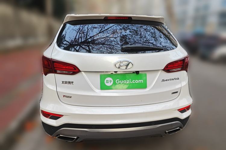 Used Hyundai Santa Fe 2017 2.0T Automatic All-Wheel Drive Smart 7-Seater Rear